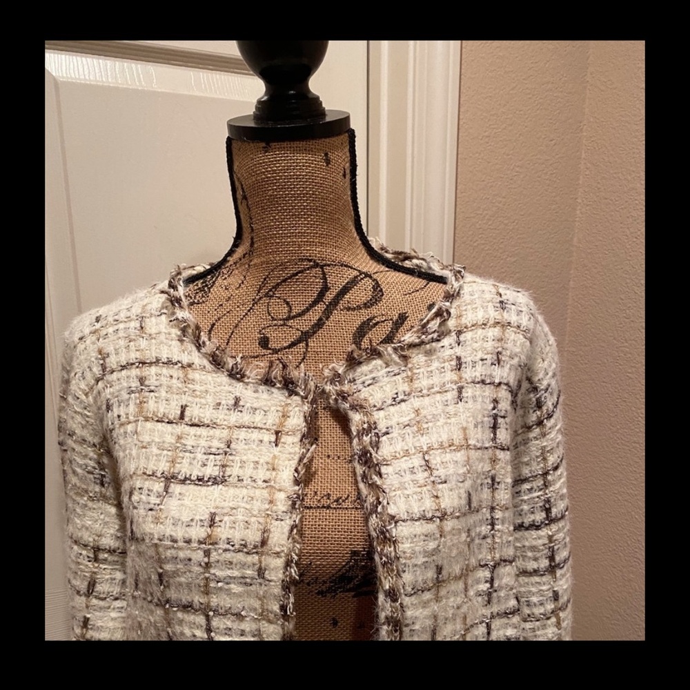 Women's Cream Tweed Jacket - Picture 4 of 8
